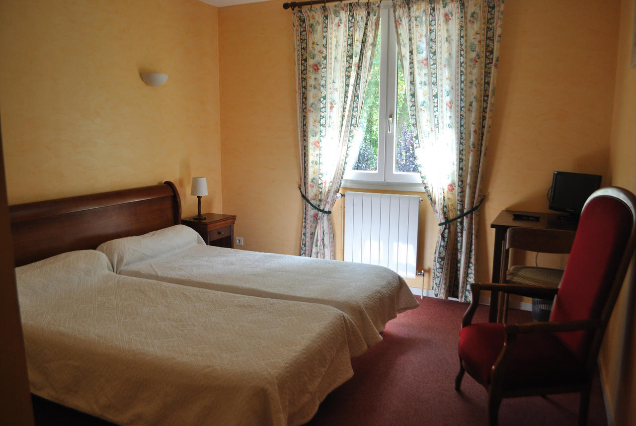 Hotel Auberge De La Nauze Sagelat Room photo