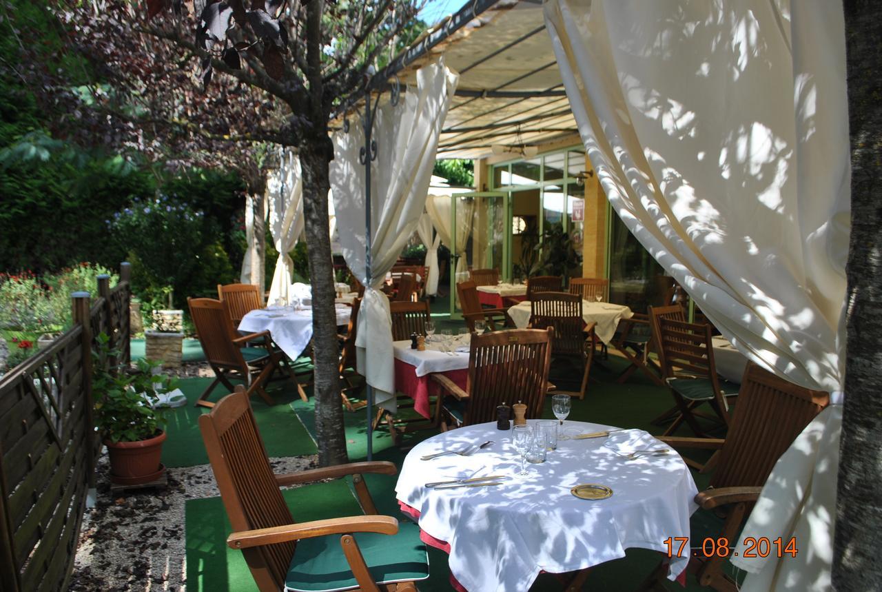 Hotel Auberge De La Nauze Sagelat Exterior photo